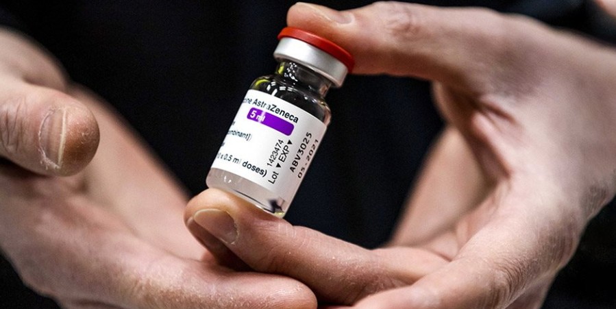 Κορωνοϊός - AstraZeneca: Η Κομισιόν λέει όχι σε 100 εκατ. επιπλέον εμβόλια